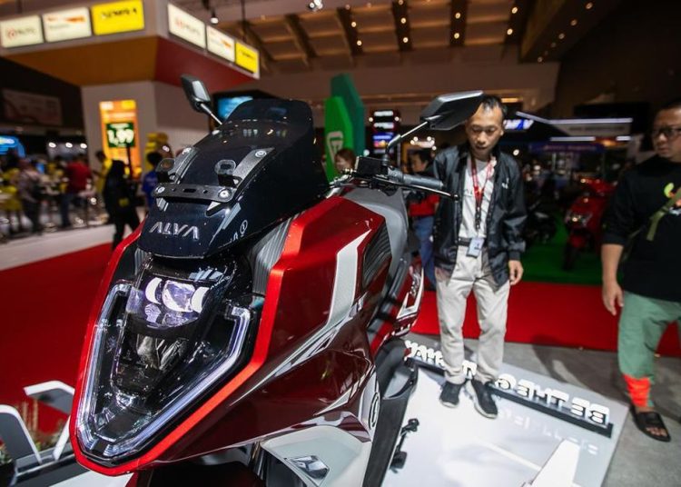 Lanjutkan Subsidi Motor Listrik Rp7 Juta dari Anggaran Sendiri