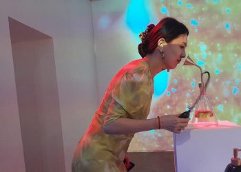 Menjelajahi Wewangian dari Manis Honeycomb hingga Hangat Minyak Telon