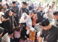 Suami Mpok Alpa Ceritakan Kondisi Anak-Anak Setelah Kehilangan Ibu, Sulung Pingsan dengan Baju Mendiang