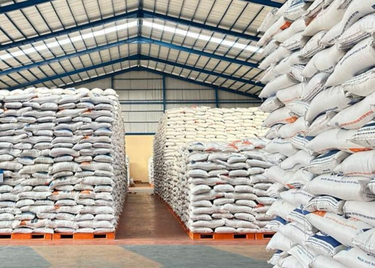 Wajibkan Setiap Gudang Jual 5 Ton Beras Setiap Hari, Ini Alasannya