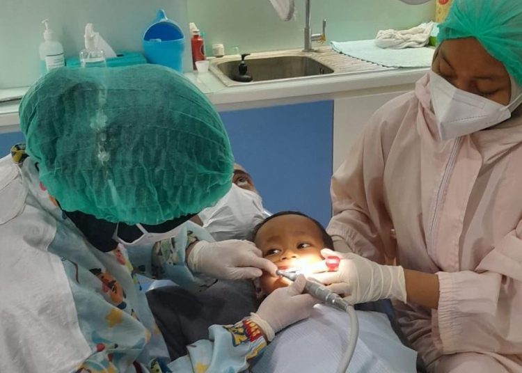 Latihan Otot Mulut Tanpa Alat Invasif Bantu Pertumbuhan Gigi Anak yang Rapi