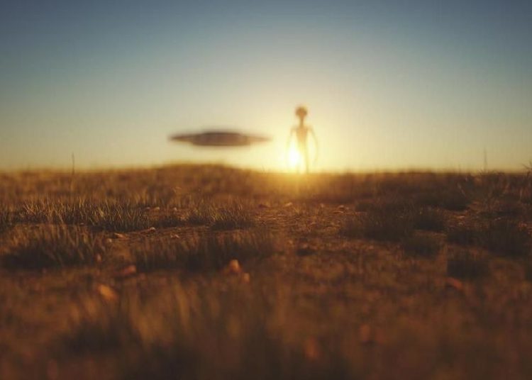 Ilmuwan Memanfaatkan Bayangan Bumi untuk Mencari UFO