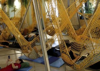 Warga Tidur di Penampungan Iklim Madrid untuk Menghindari Cuaca Panas