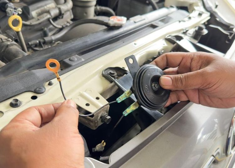 Penjualan Mobil Turun, Pemasok Komponen Otomotif Mengurangi Karyawan