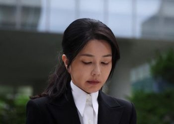 Mantan Ibu Negara Korsel Minta Maaf setelah Diperiksa Kasus Dugaan Suap