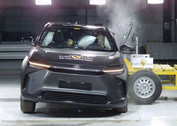 Fasilitas Uji Tabrak Mobil Baru di Bekasi dan Isinya