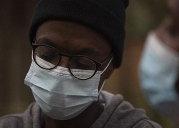 Virus COVID Varian Stratus Meningkat, Perhatikan Gejala Serak dan Demam