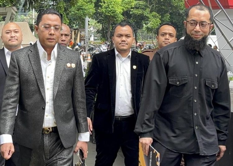 KPK Selidiki Alasan Ustaz Khalid Basalamah Gunakan Kuota Haji Khusus Setelah Bayar Furoda