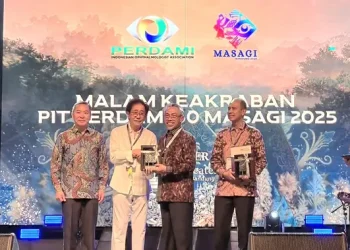 Berantas Kebutaan dengan Operasi Katarak Gratis, Sido Muncul Raih Perdami Awards 2025