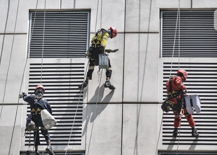 Menuju Indonesia Emas 2045 Pesan Pemerintah untuk Pelaku Bisnis Alih Daya