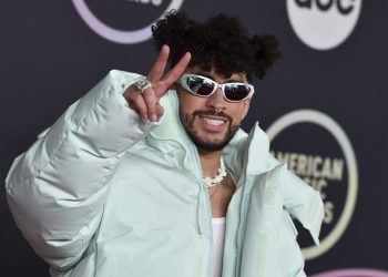 Penampil Utama Panggung Super Bowl Halftime Show 2026 adalah Bad Bunny