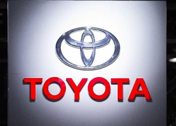 Produksi Mobil Listrik Pertama Toyota di Eropa