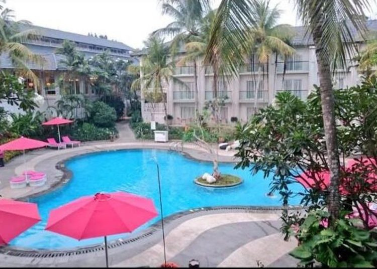 10 Hotel Murah dengan Kolam Renang di Jakarta untuk Libur Panjang