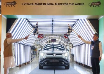 Produksi Mobil Listrik Pertama e Vitara Dimulai di India