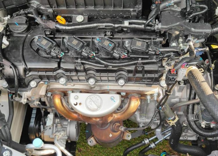 Penyebab Beragam Masalah Mesin Mobil Pincang