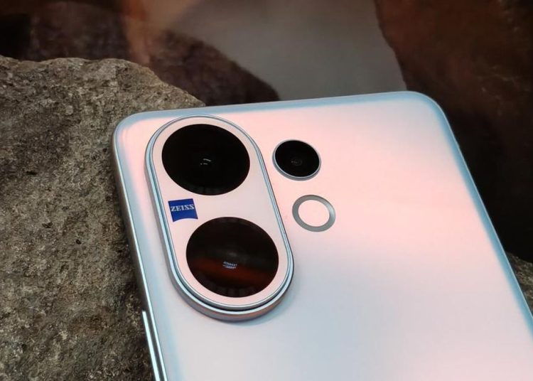 X300 Meluncur Bulan Depan, Chipnya Bikin Penasaran