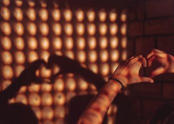 6 Ciri Introvert dan Tips Mengelolanya untuk Meningkatkan Rasa Percaya Diri