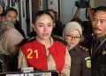 Nikita Mirzani Hadiri Sidang Duplik, Menolak Tuduhan Pemerasan dan TPPU