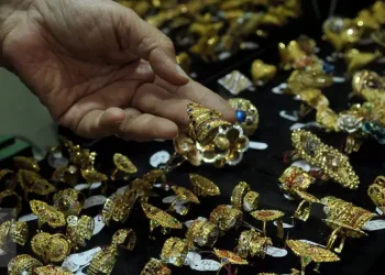 Prediksi Harga Emas 13 Oktober 2025, Berpotensi Mencapai Level Tertentu