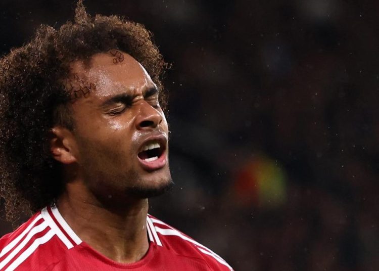 Joshua Zirkzee Angkat Bendera Putih dan Siap Tinggalkan Manchester United Januari 2026