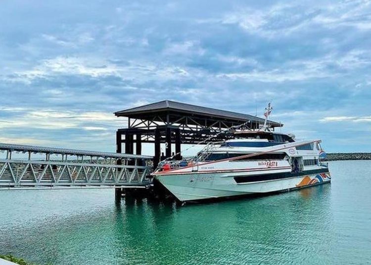 Hidrogen Hijau untuk Kapal Feri Mendorong Dekarbonisasi Sektor Maritim Indonesia