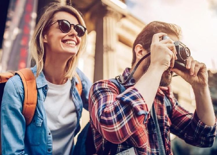 Negara Ini Wajibkan Turis AS Bayar Rp160 Juta Masuk sebagai Balasan Trump