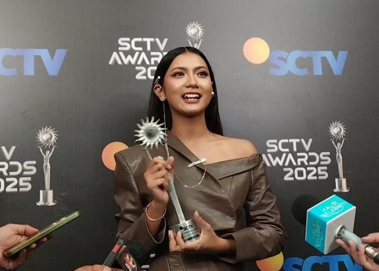 Flavio Zaviera Menang 2 Piala SCTV Awards 2025 Sebagai Motivasi Berkarya Terus