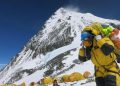 500 Pendaki Terjebak di Gunung Everest Akibat Cuaca Ekstrem