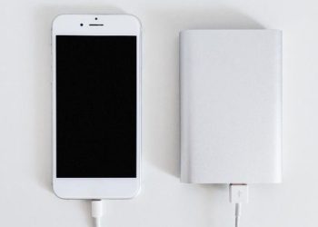 Aturan Baru Membawa Power Bank di Pesawat Mulai Berlaku Oktober 2025