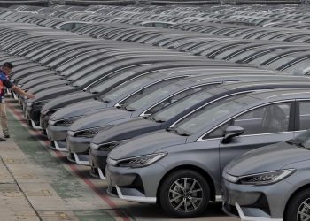 Mobil Listrik Bisa Tekan Krisis Iklim Menurut BMKG, Apa Alasannya?