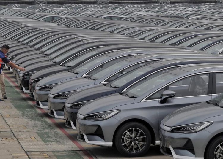 Mobil Listrik Bisa Tekan Krisis Iklim Menurut BMKG, Apa Alasannya?