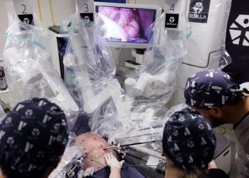 Operasi Bedah Jarak Jauh 3000 Km Berhasil di Brasil