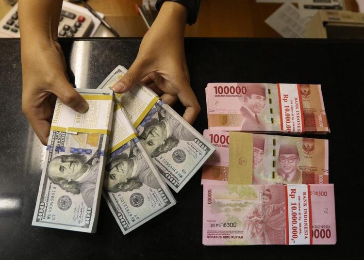 Kurs Dolar AS Turun terhadap Rupiah Hari Ini 10 November 2025, Capai Level Ini