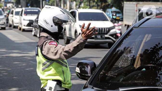 253 Pelanggar Lalu Lintas Terjaring Operasi Zebra Jaya 2025 di Jaktim Melawan Arus