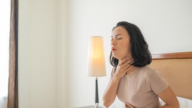 Sakit Tenggorokan? Hindari 7 Jenis Makanan Ini agar Tidak Semakin Parah