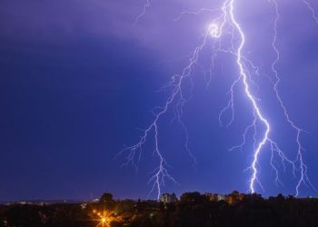 Petaka Petir Ganas Selama Bertahun-tahun Mengakibatkan Korban Tewas di Depok