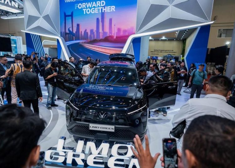 Limo Green dan VF Wild Concept dari VinFast Hadir di GJAW 2025