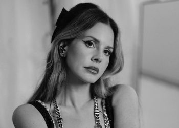 Makna Lagu Cinnamon Girl Lengkap dengan Lirik dan Artinya