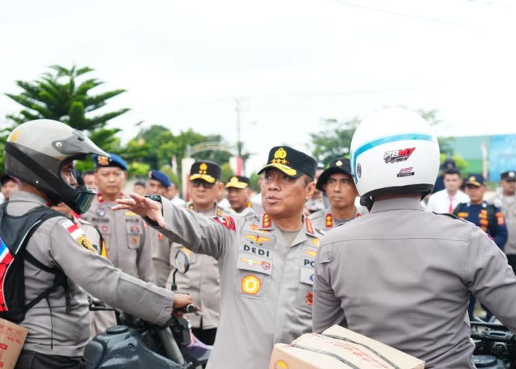 Polri Kerahkan Alat Berat dan Bangun Ratusan Sumur untuk Korban Banjir Sumatera