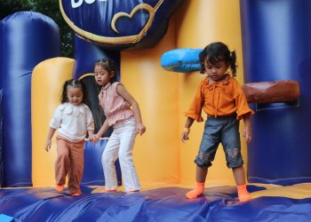 Rumah Balon Pilihan Liburan Sehat dan Menyenangkan untuk Anak-anak
