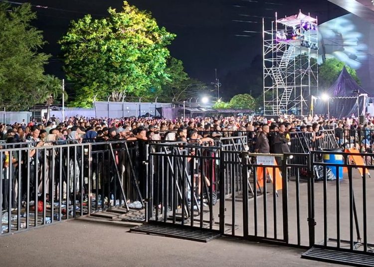 Antusiasme Masyarakat Menanti Grand Final Dangdut Academy 7 Tasya dan Valen Adu Kualitas