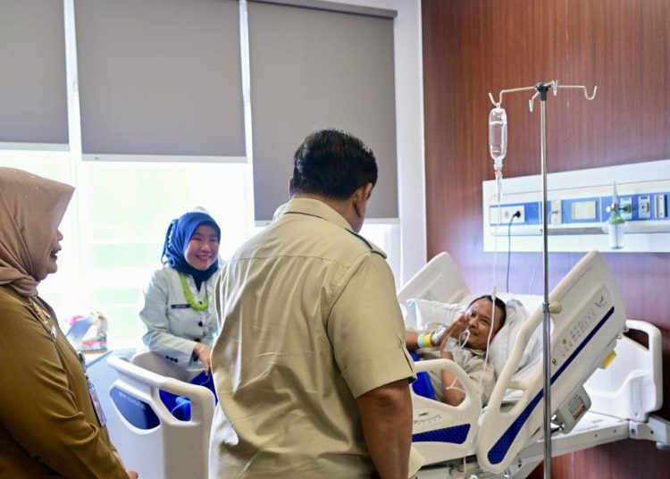 Pesan Prabowo untuk Siswa dan Guru Korban Kecelakaan Mobil Pengangkut