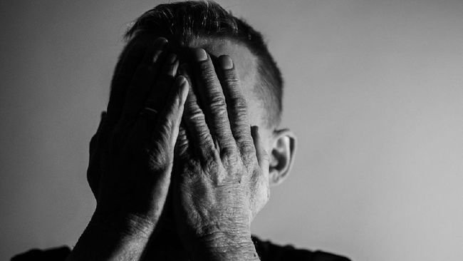 Tanda Gangguan Kesehatan Mental yang Terlihat di Kulit Perlu Diperhatikan