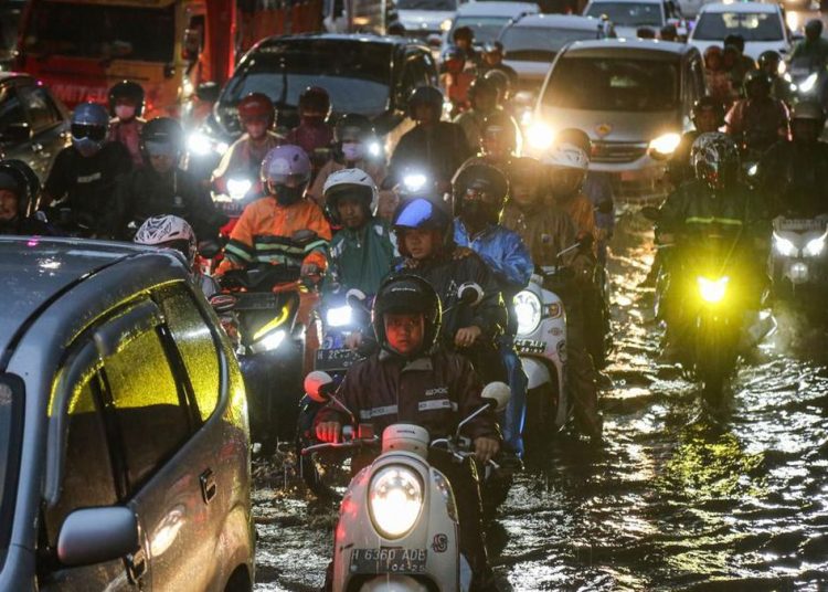 Siklon Tropis 91S Aktif, Sumbagsel Diperkirakan Mengalami Hujan Lebat