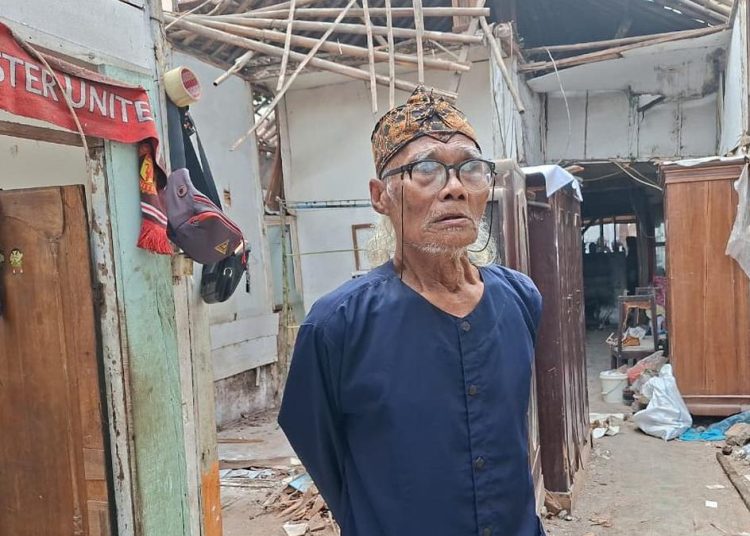 Curhat Diding Boneng Setelah Rumahnya Roboh dan Bersyukur atas Bantuan yang Diterima