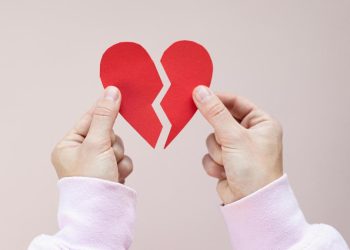 Makna Lagu Cardigan, Mewakili Perasaan Sakit karena Diselingkuhi