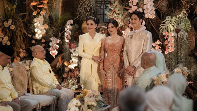 6 Potret Persiapan Sebelum Dampingi El Rumi Lamar Syifa Hadju dan Fitting Baju