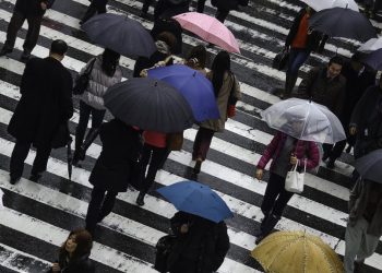 Prediksi Hujan Ringan di Jabodetabek menurut BMKG Besok