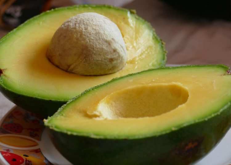 Kulit Sehat dan Awet Muda dengan 9 Makanan Ini yang Perlu Dikonsumsi