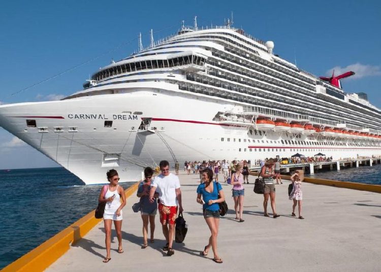 Lombok Disinggahi 25 Kapal Pesiar pada 2026 dengan Fasilitas yang Minim